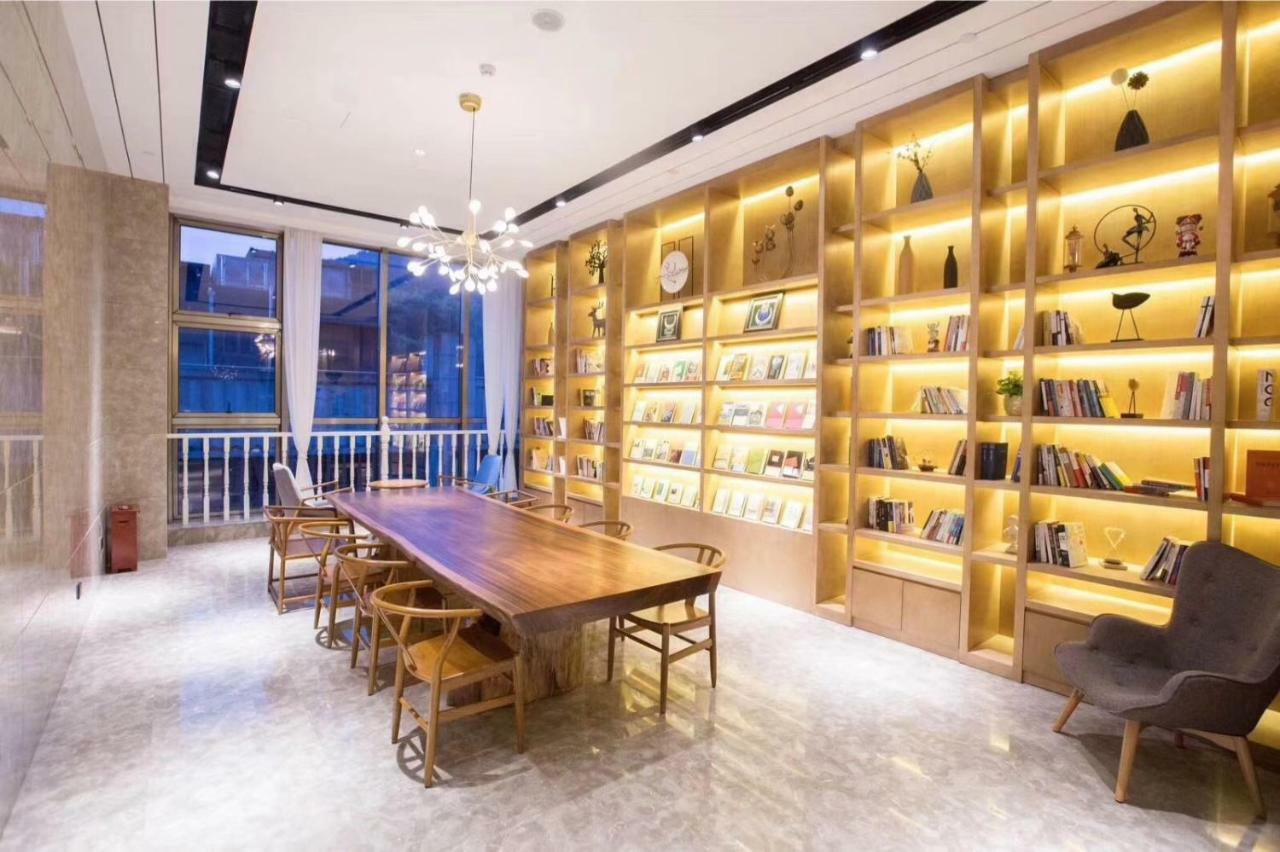 Atour Hotel Guiyang Future Ark Exterior photo